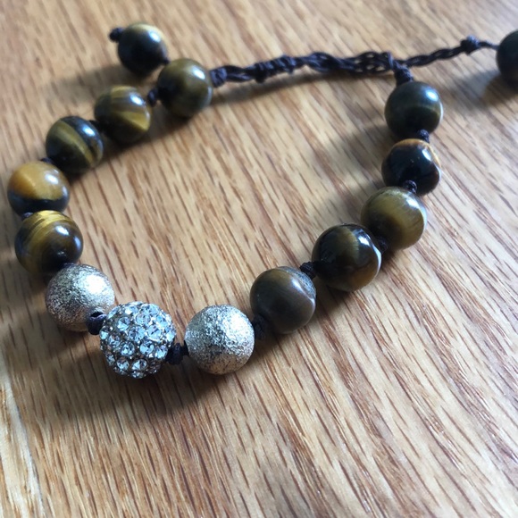 Adjustable beaded bracelet - Picture 1 of 2